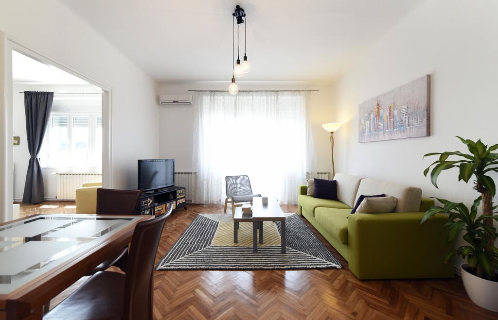 Apartment Sunny Загреб Екстериор снимка