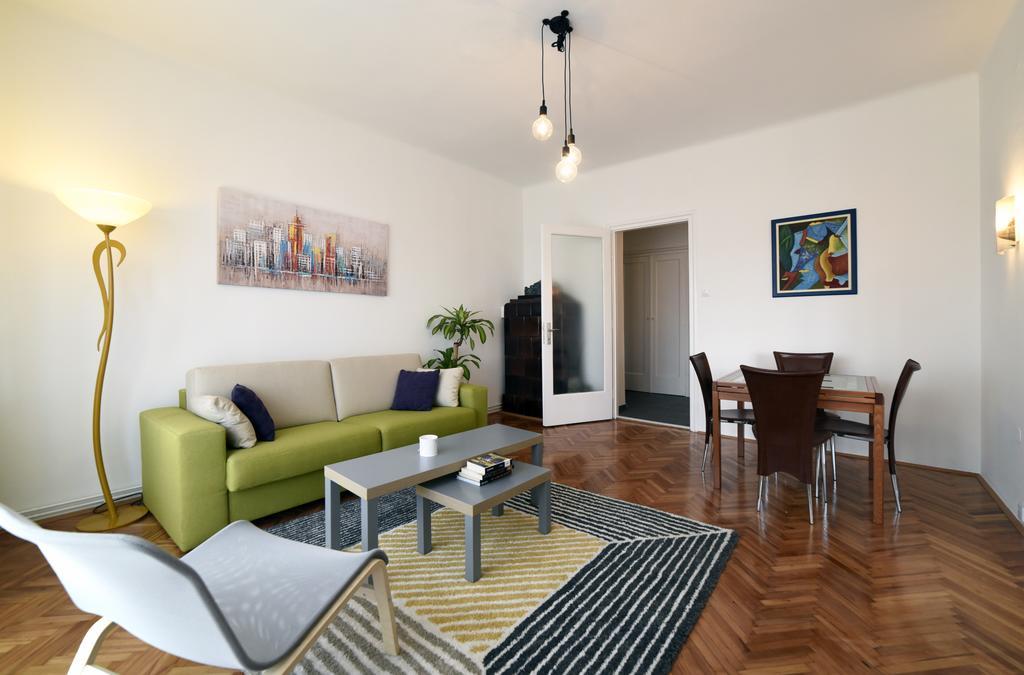 Apartment Sunny Загреб Екстериор снимка