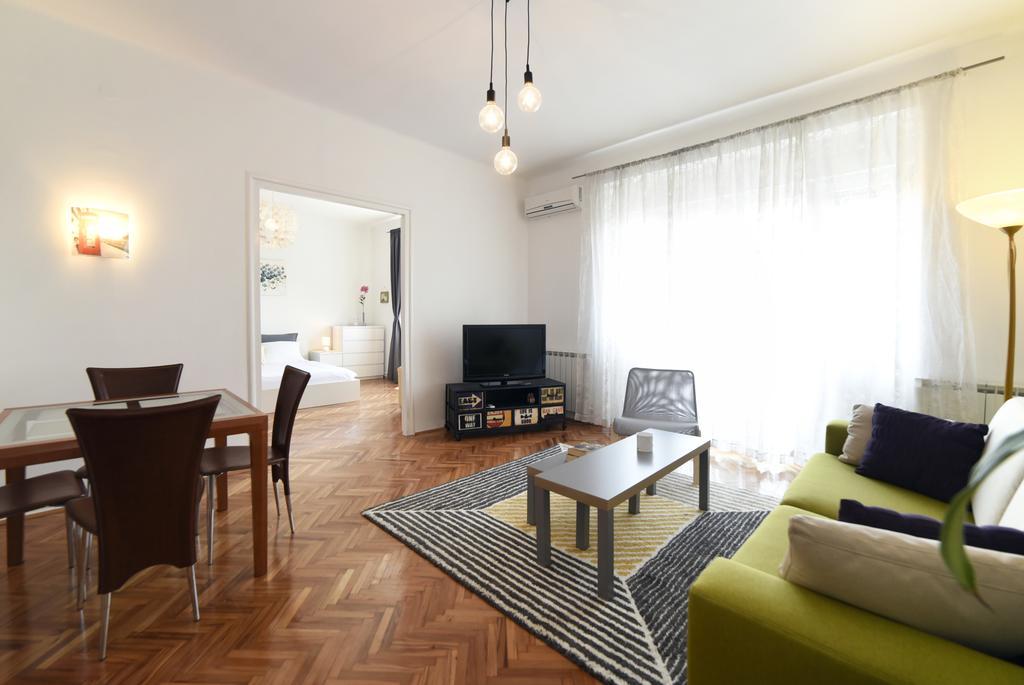 Apartment Sunny Загреб Екстериор снимка